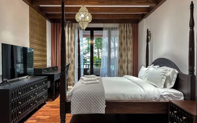 Resort Apartments - Royal Amwaj South