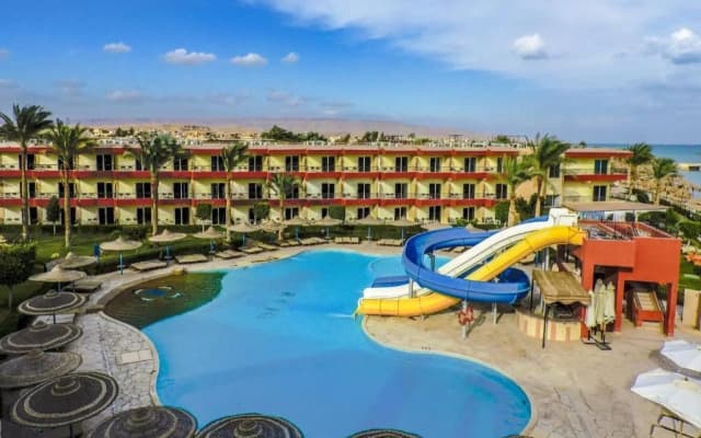 Курортный отель Retal View Resort El Sokhna