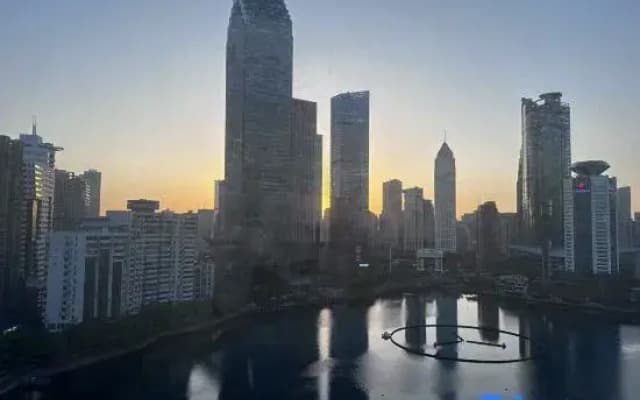 Wuhan Lakeside Homestay