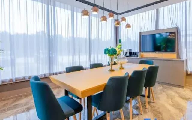 Homeinn · neo (Yantai Jerry Road South Railway Station)