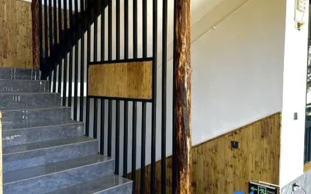 DaLiZuoge Homestay