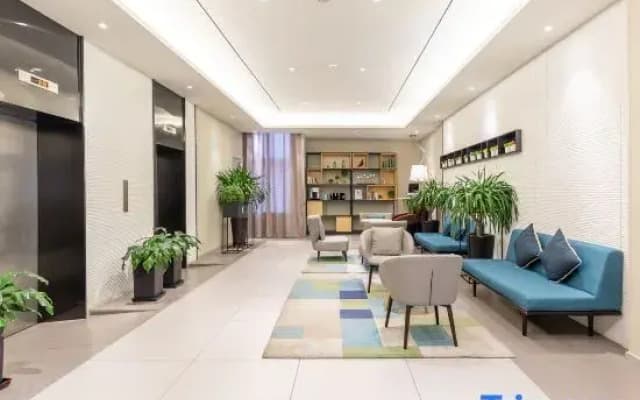 Homeinn Selected Hotel (Jinan Quancheng Road Daminghu)