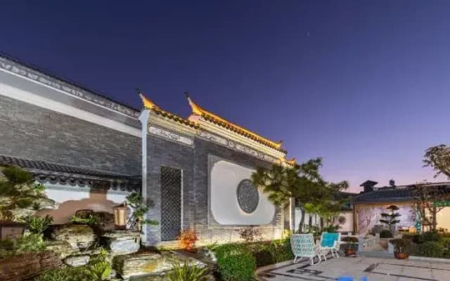 Juelu Huaxi Hot Springs Homestay (Shijicheng)