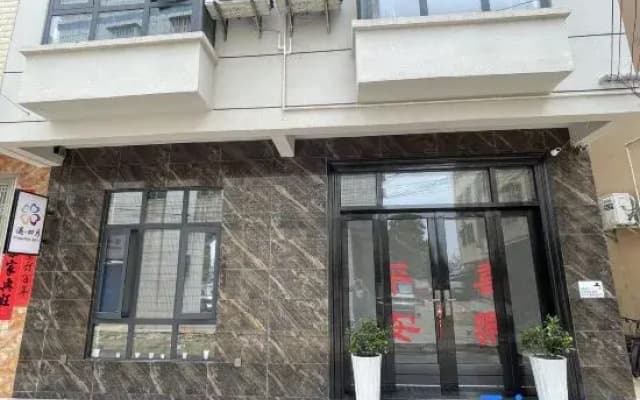 Encounter April