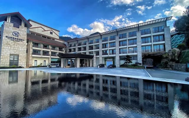 Fuzhou Royal Hot Spring Hotel & Resort