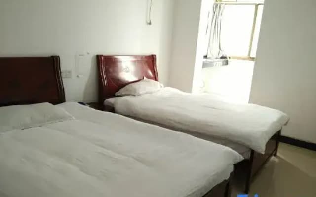 Yiyang Shengshi Hotel