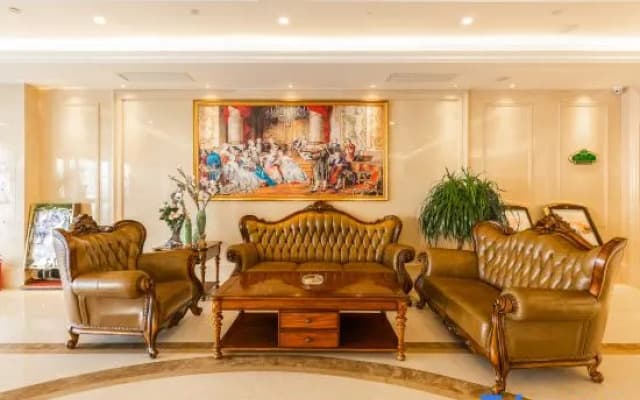 Vienna International Hotel (Water View Park Inn, Ulanhot)