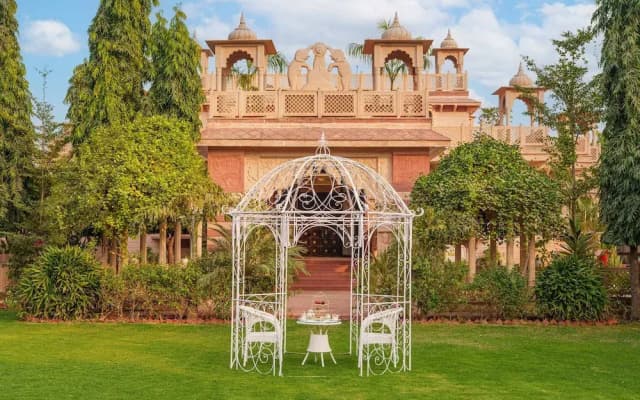 ama Stays & Trails Adbhut Mahal, Jaipur