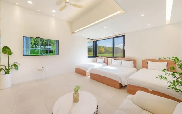 Gangneung Staydasiolgae Poolvillapension