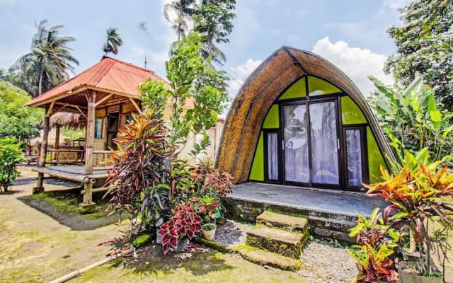 Hotel O Samalas Syariah Homestay Near SDN TANAK BEAK