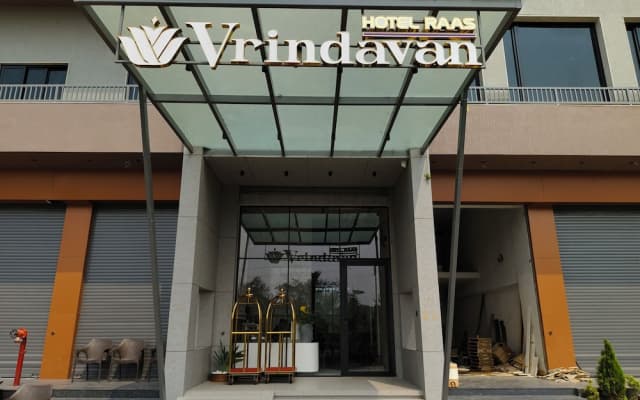Hotel Raas Vrindavan