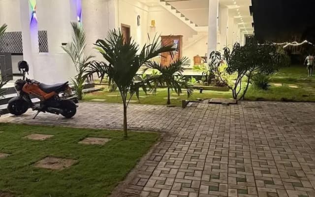 ASAI surf inn Arugambay