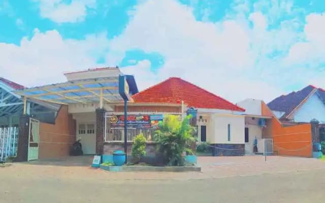 Menari Guest House