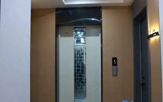 Linming Holiday Hotel