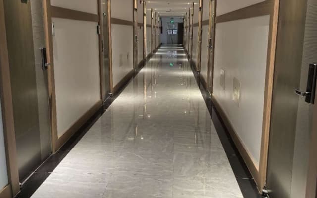 OYUSTAY Clark condo near airport casino