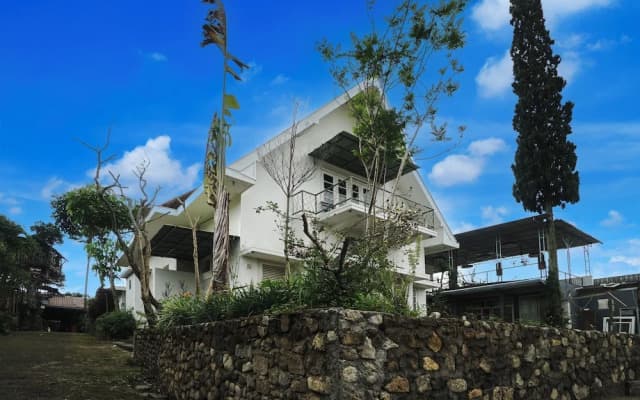 Hotel O Embun Pagi & Villa Resort Batu