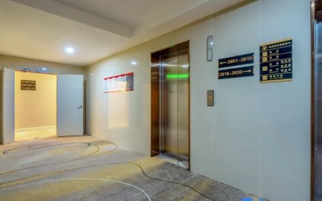 Yachne Light Luxury Hotel