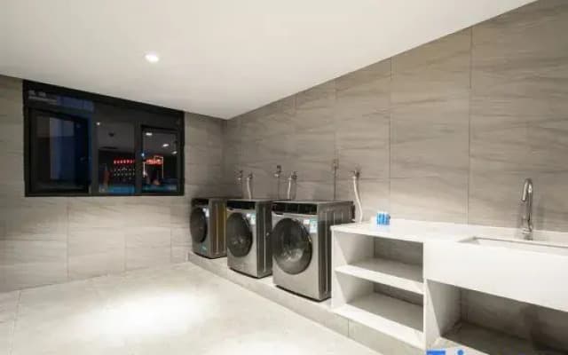 Vienna Hotel (Xuan'en Branch)