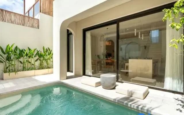 Aura Villa – 2BR Coastal Retreat in Uluwatu - A Luxury Private Villa By Balinest Villas