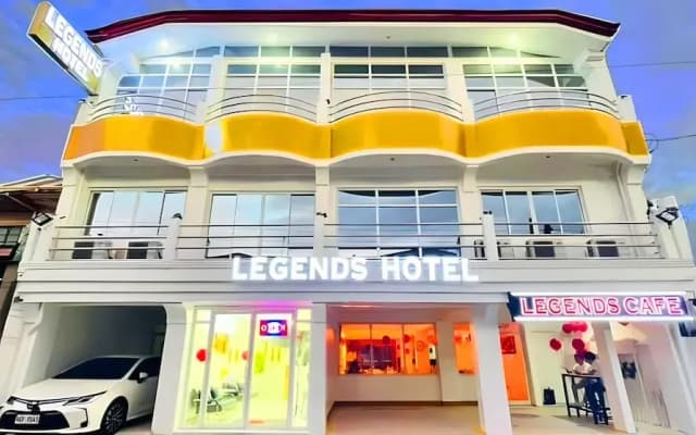Legends Hotel & Restaurant