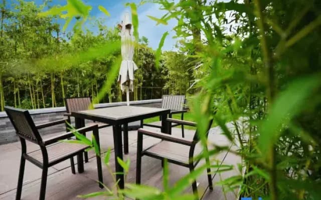 Millennium City Park West Garden No. 3 Homestay (Wansui Mountain Wuxia City)