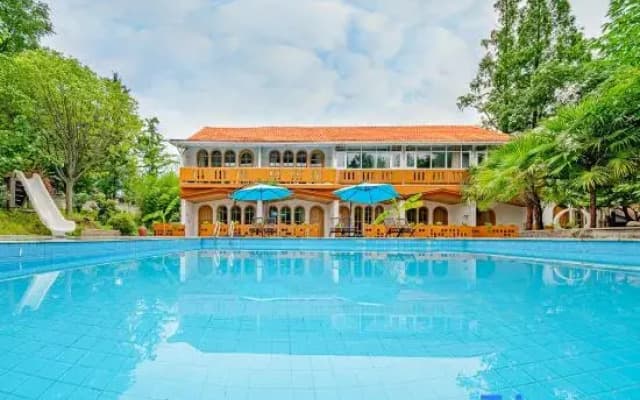 AnjiYanYeZhiTing · ParentChildPrivateSoupVillaVacationStay (Fantasy Jialebi Amusement Park Store)