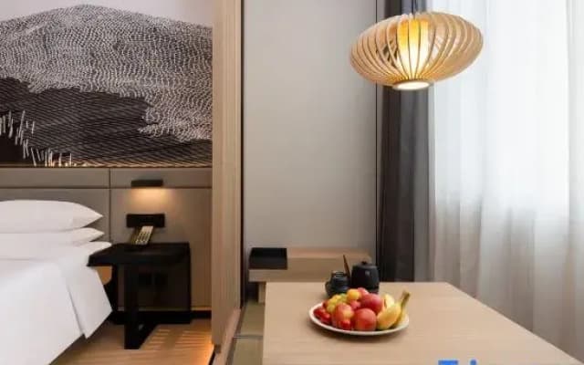Jinyi Preferred Hotel (Chayouhouqi Government Affairs Service Center Branch)