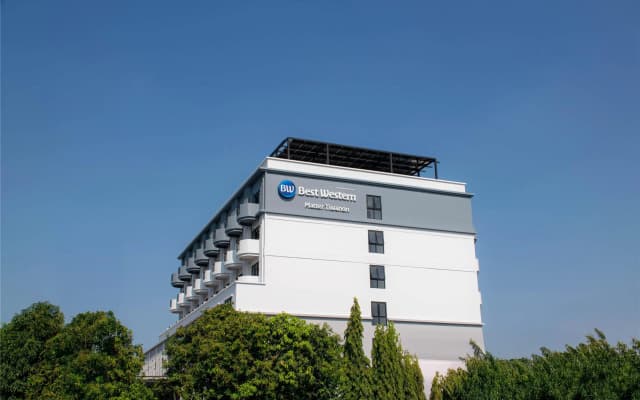 Best Western Matter Tiwanon Hotel