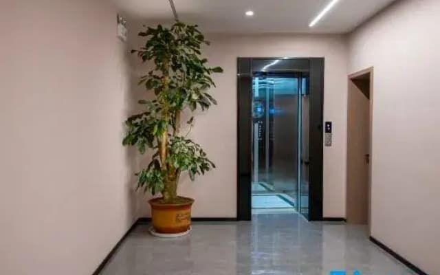 Yuecheng Film and Television Intelligent Hotel (Dali High speed Railway Station Branch)