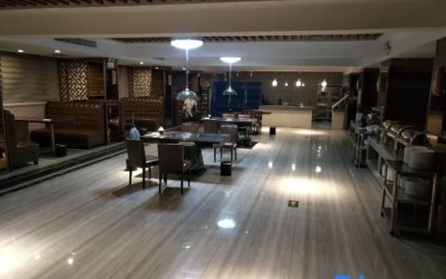Shangshan Ruoshui Business Hotel
