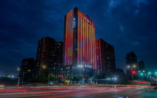 Ustay Hotel