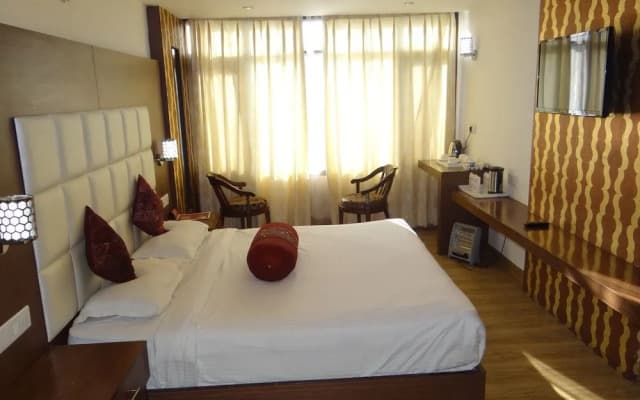 Hotel Surya