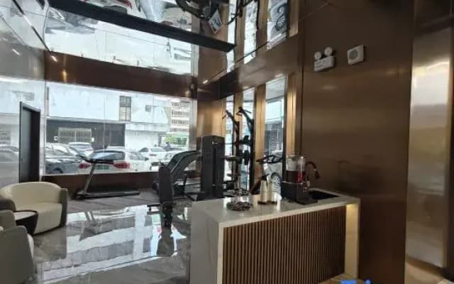 MAX Hotel