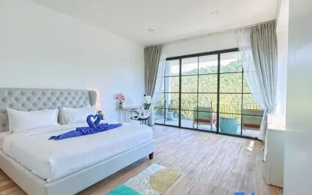 3 min to the beach | The Luxury Oxygen Pool Villa