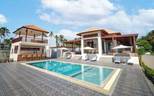 Natural Beach Resort