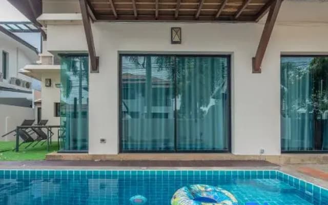 Thai Home Luxury 3Bedroom Pool Villa Near Hollywood