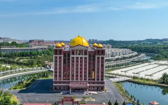 Longkou Nanshan Castle Hotel