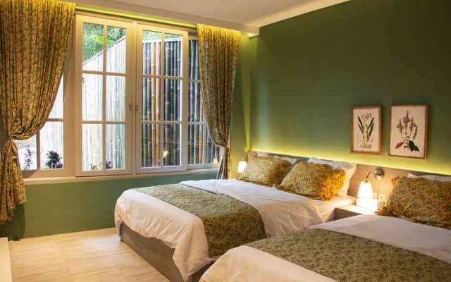 Villa Rone - Spanish Garden Vibe in PUNCAK