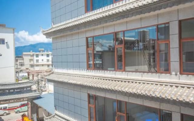 Dali Haizhinan Hotel