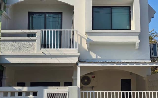 Charming 3-bedroom House in Bueng Kum, Thailand