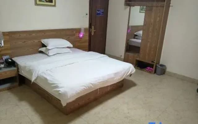 Guest Mingxiu Business Hotel