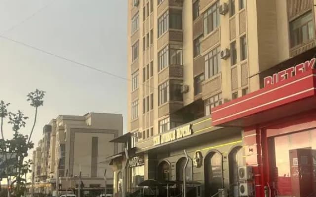 The Avenue Hotel