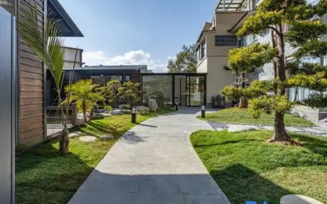 Haiyue Rongting Homestay (Dali Erhai International Ecological City Branch)