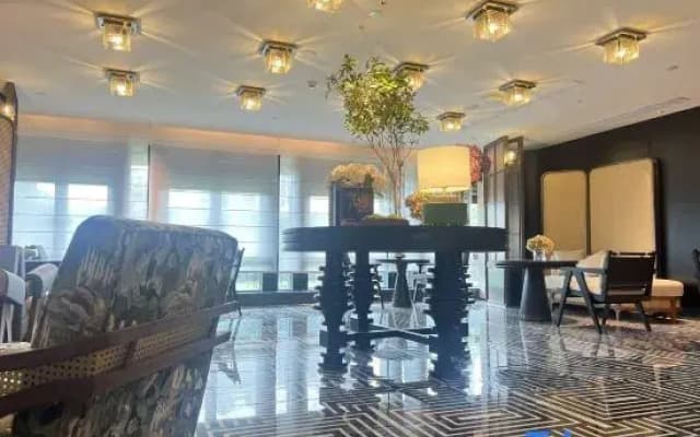 MEHOOD LESTIE Hotel (Zhuhai Qinglü Road Haibin Swimming Pool)