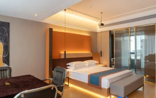 Huaibin Xiyue Select Hotel