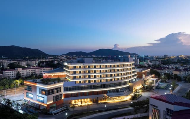 Atour Hotel