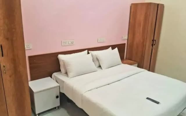 C Suites1247 Diamond