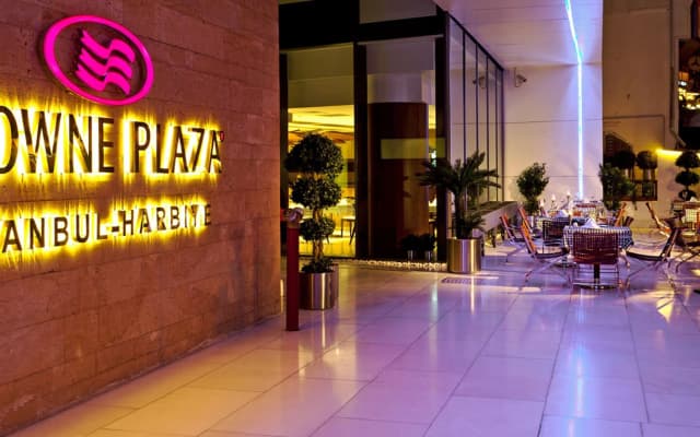 Crowne Plaza Istanbul - Harbiye by IHG