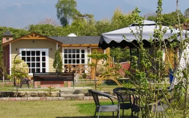 Jolly Retreat
