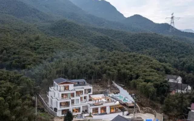 Anji Mi·Shijian | ECHO Mountain View Private Hot Spring  & Luxury Pool Villa